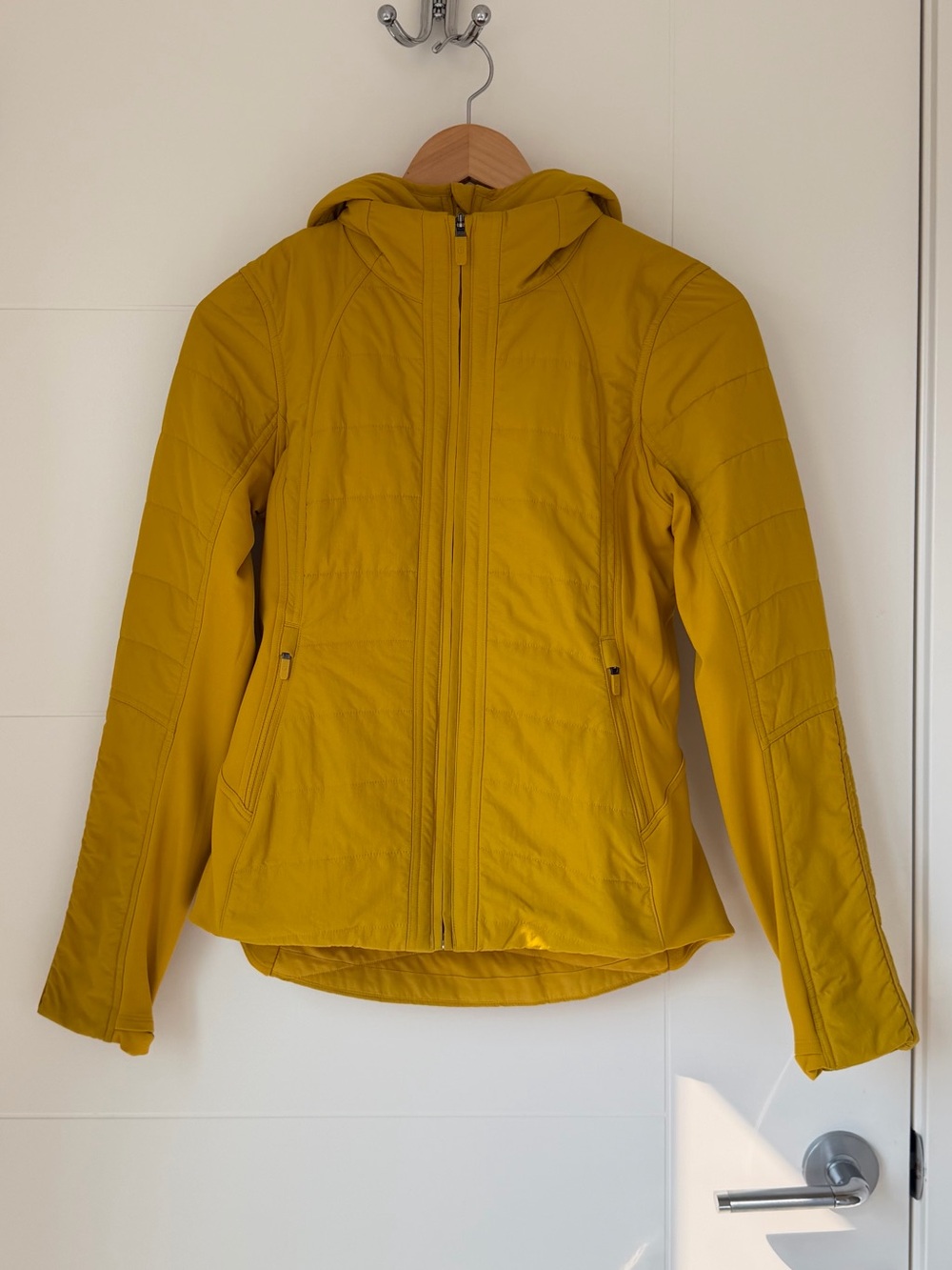 Lululemon Another Mile Jacket - Size 4 - Honeycomb - Picture 1 of 15